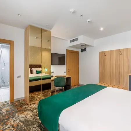 Tomis Garden 4* Bukarest