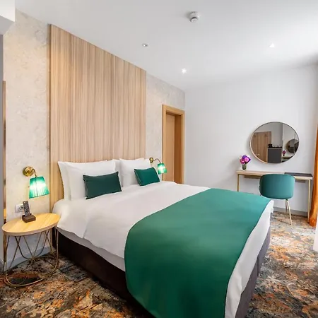 Tomis Garden Aparthotel