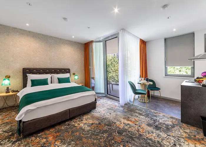 Tomis Garden Aparthotel