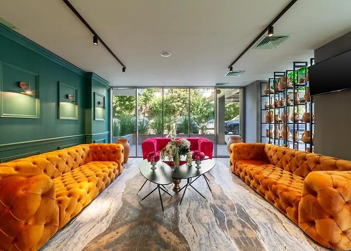 Tomis Garden Aparthotel