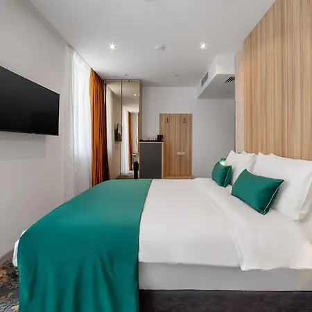 Apart Otel Tomis Garden Bükreş