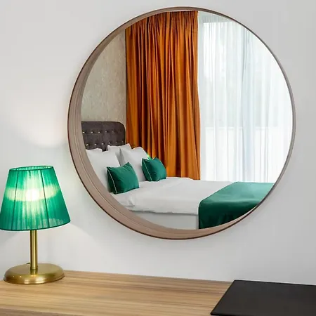 Tomis Garden Бухарест