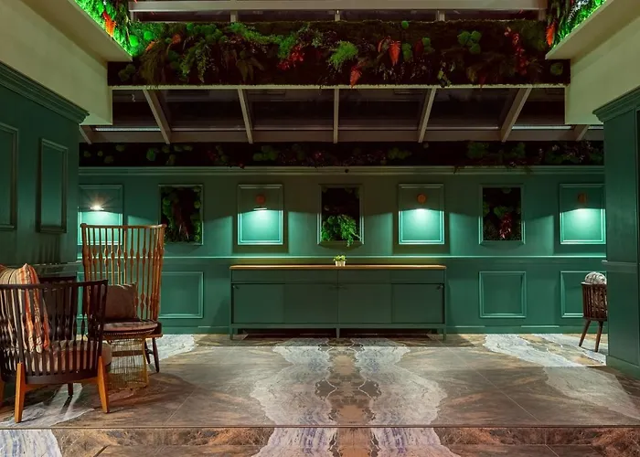 Tomis Garden بوخارست