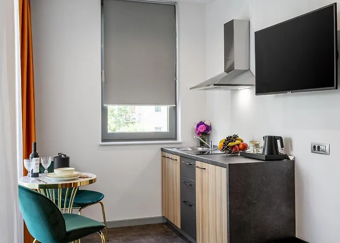 Ξενοδοχείο με διαμερίσματα Tomis Garden