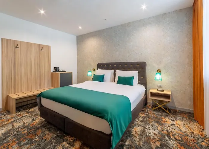Hotel apartamentowy Tomis Garden 4*